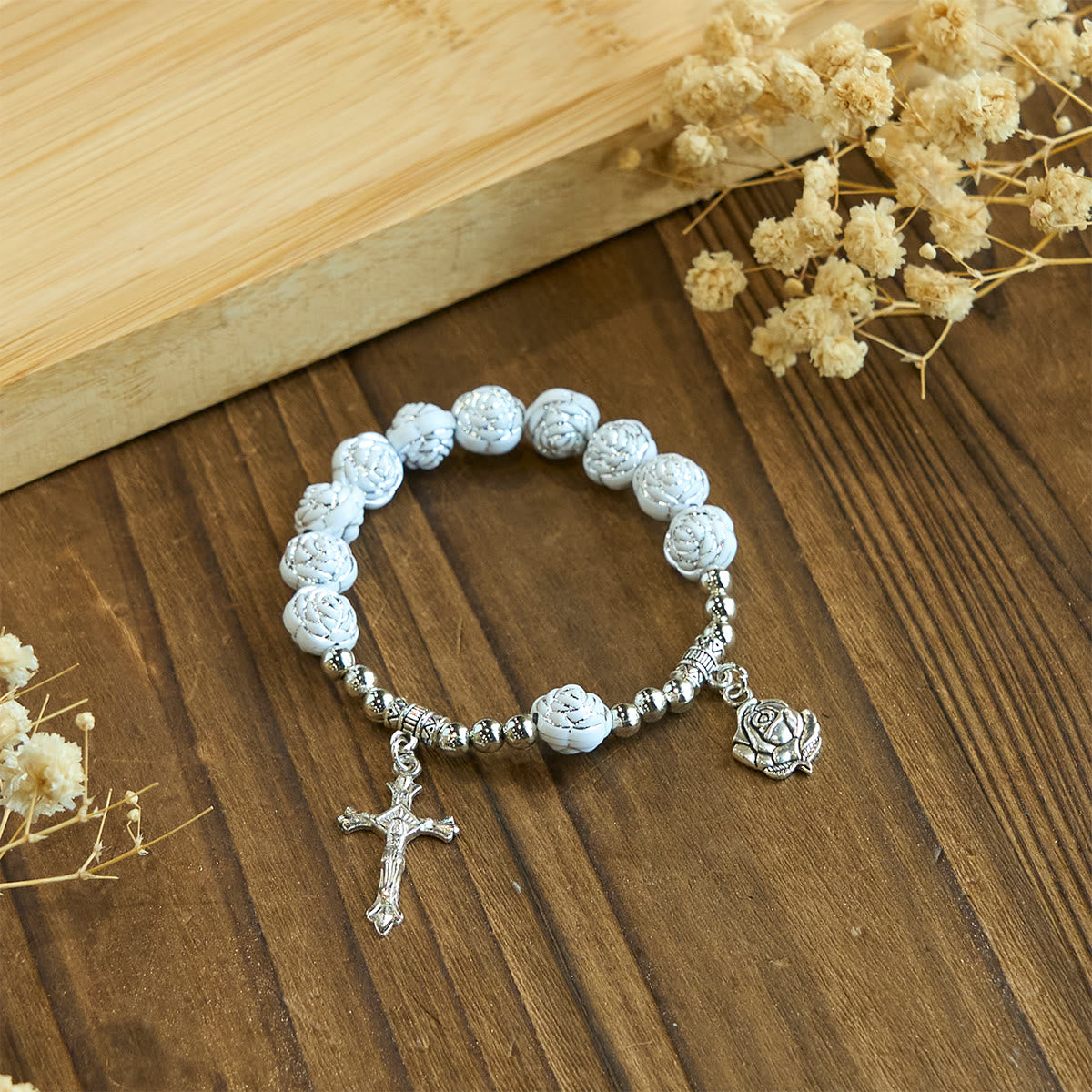 White Rose Rosary & Bracelet Set