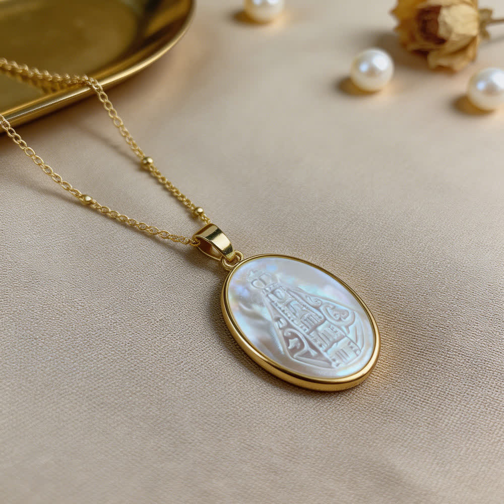 White Pearl Sacred Heart Necklace